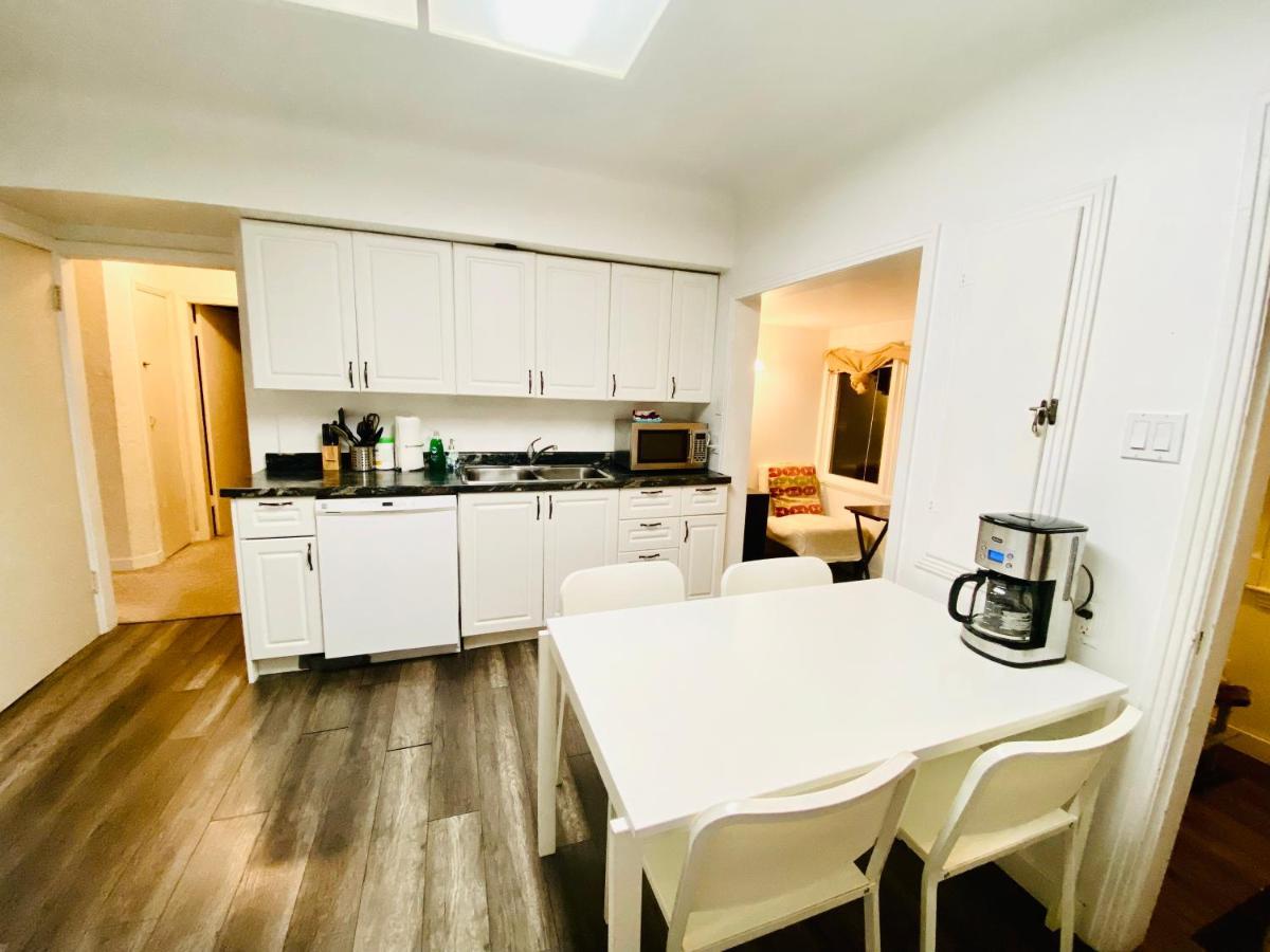 Artistic Apartment Near Downtown 빅토리아 외부 사진